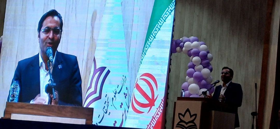 بررسی ۴۲۴ مقاله علمی در همایش گیاهان دارویی